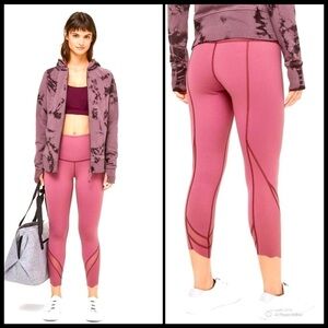 Lululemon Wunder Under Crop II (Special Edition) *Scallop 24"-Misty Merlot EUC